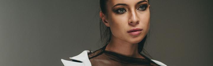 Jesienno-zimowe trendy w beauty według Pinteresta: grunge-glam makijaż i iprzytulne zapachy